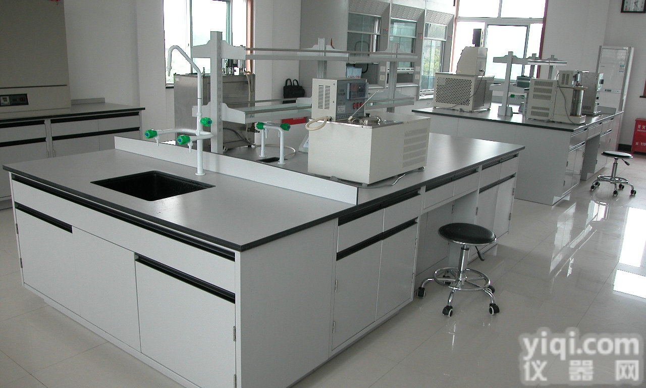 <em>3000</em>*<em>1500</em>  实验台