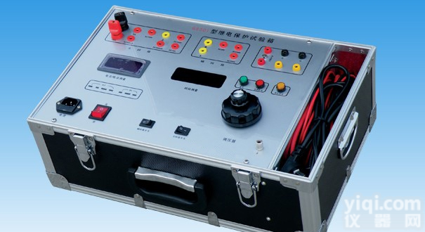 <em>JDS-2000型 继电保护试验箱</em>