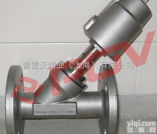 <em>全不锈钢法兰气动角座阀</em>