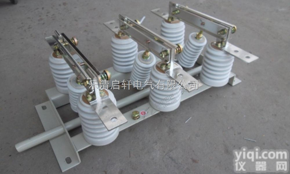 GN19-<em>12</em>  <em>挂墙式</em>GN19-<em>12</em>系列户内高压隔离开关图片