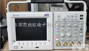 <em>DSO7104A</em>  <em>DSO7104A</em> 示波器：1 GHz，4个模拟通道