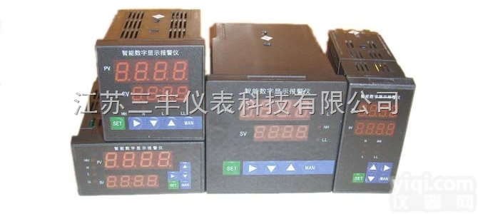 <em>智能温度显示控制仪</em>