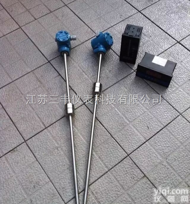 UQD  <em>插入式</em>浮球<em>液位计</em>