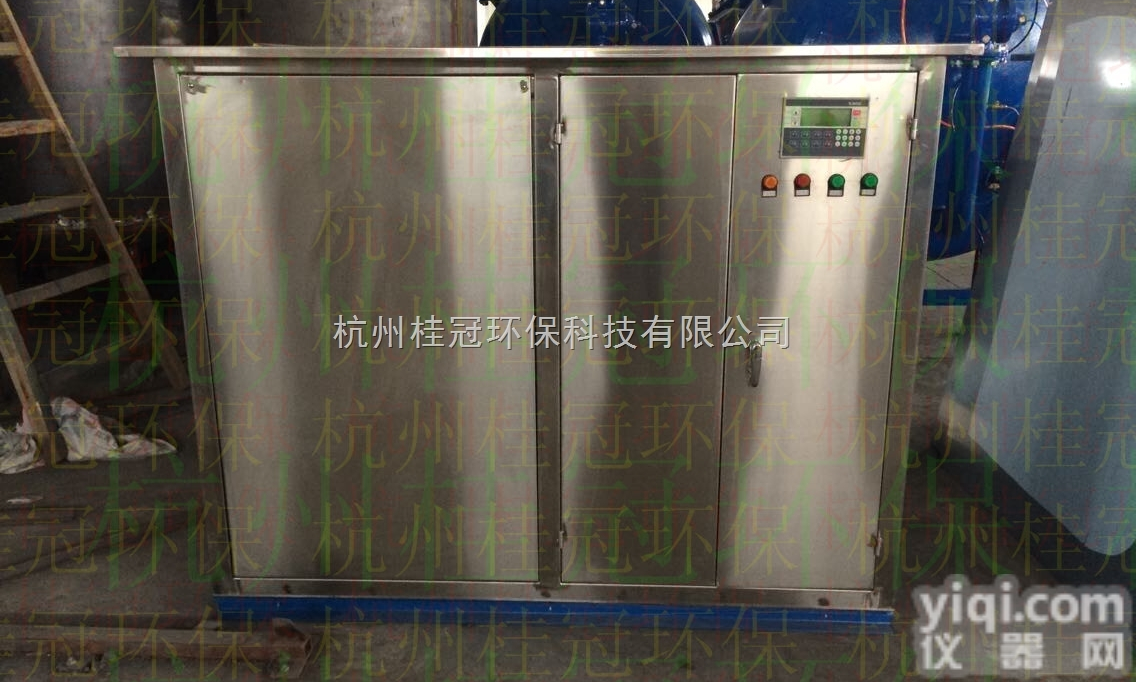 HGLNQ  2016款<em>管道式</em>智能不锈钢<em>冷凝器</em>在线<em>清洗设备</em>