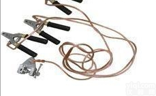 110kv手握钩式<em>悬挂</em><em>接地线</em>，变电厂高压线路<em>接地线</em>