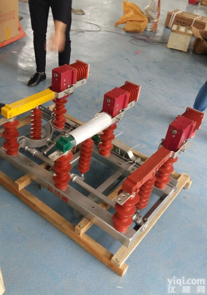 FRN21-12/630  FRN21-12<em>户内</em>10kv高压<em>负荷</em>开关检验合格