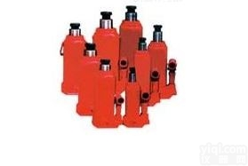 <em>LYDX5手动立式油压千斤顶</em>使用方法