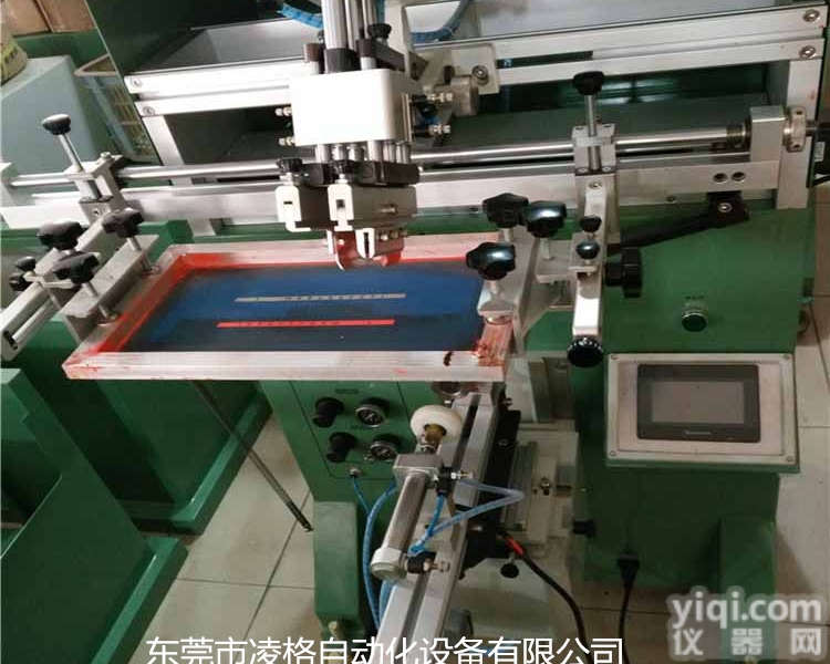 LG-2A  有谁知道哪里有<em>印刷机</em>卖的专门印规格弧形<em>丝印机</em>