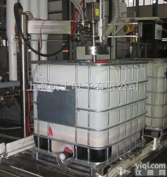 IBC吨桶<em>灌装</em>机  300L<em>灌装</em>机，润滑油桶<em>灌装</em>生产线，<em>充装</em>秤