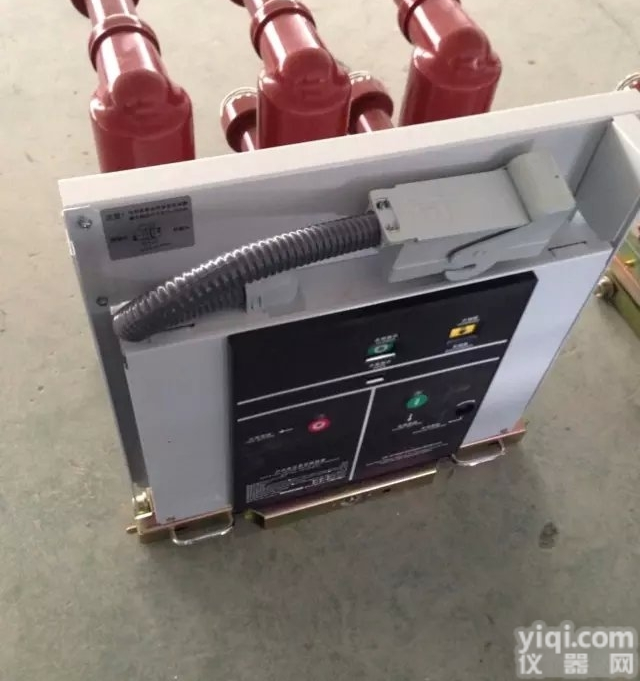 ZN63-12/630  手车式ZN63-12真空<em>断路器</em>.<em>户内</em>10kv高压<em>断路器</em>成套专用