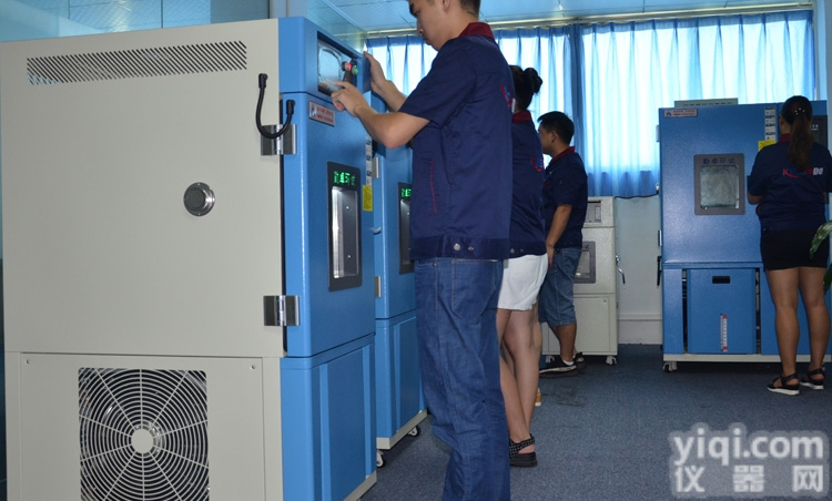 勤卓高温高湿<em>试验箱</em><em>可编程</em>高低温湿热<em>老化箱</em>