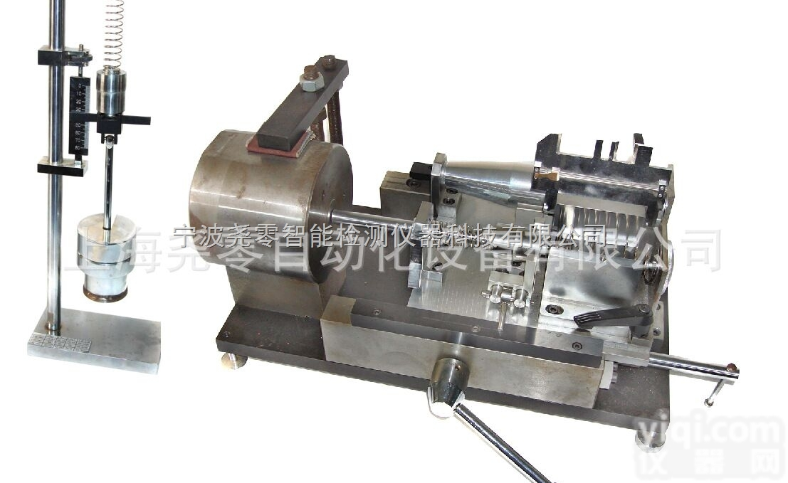 大量程<em>回弹仪</em><em>检定装置</em>