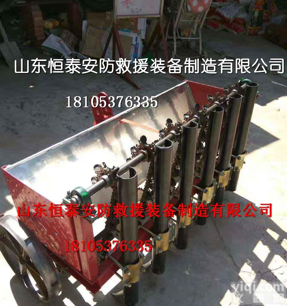 HT  <em>大蒜</em><em>播种机</em> 多功能田园管理机