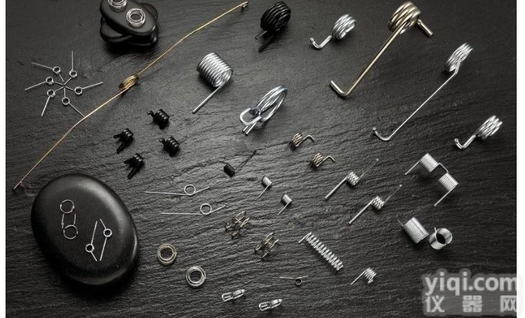 <em>拉伸弹簧</em>，异型弹簧厂家