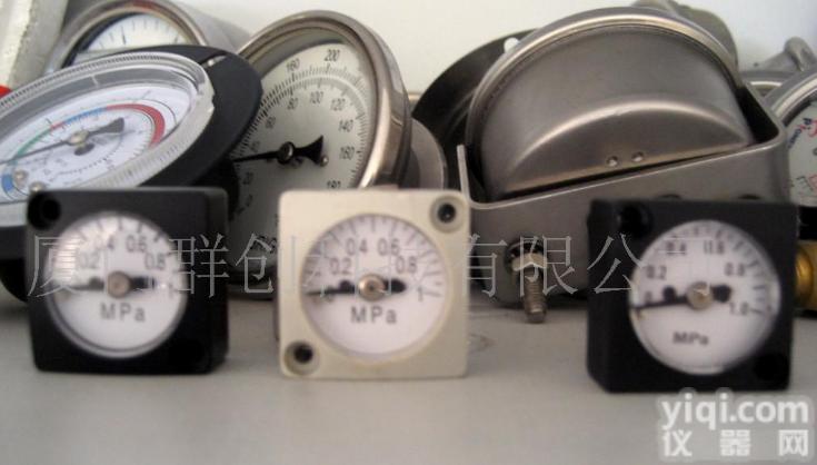 供应气动<em>减压阀</em>专用---<em>方形</em><em>压力表</em>