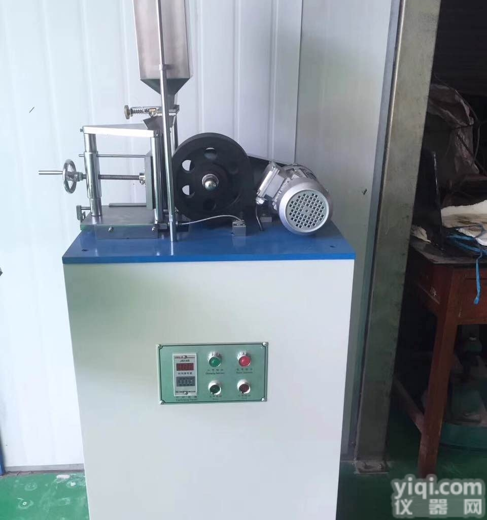 GLM  <em>砂基透水砖钢轮式耐磨试验机</em>