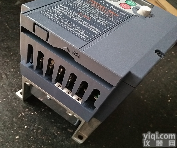 <em>富士</em><em>变频器</em>FRN132F1S-4C<em>现货</em>特价