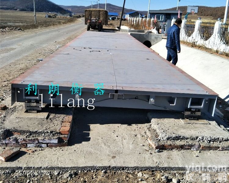 SCS  称砂石料200吨电子<em>汽车衡</em>十八<em>米长</em>价格多少