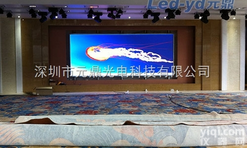 P2表贴显示屏  <em>广州大学</em>城室内LED高清分辨率显示屏