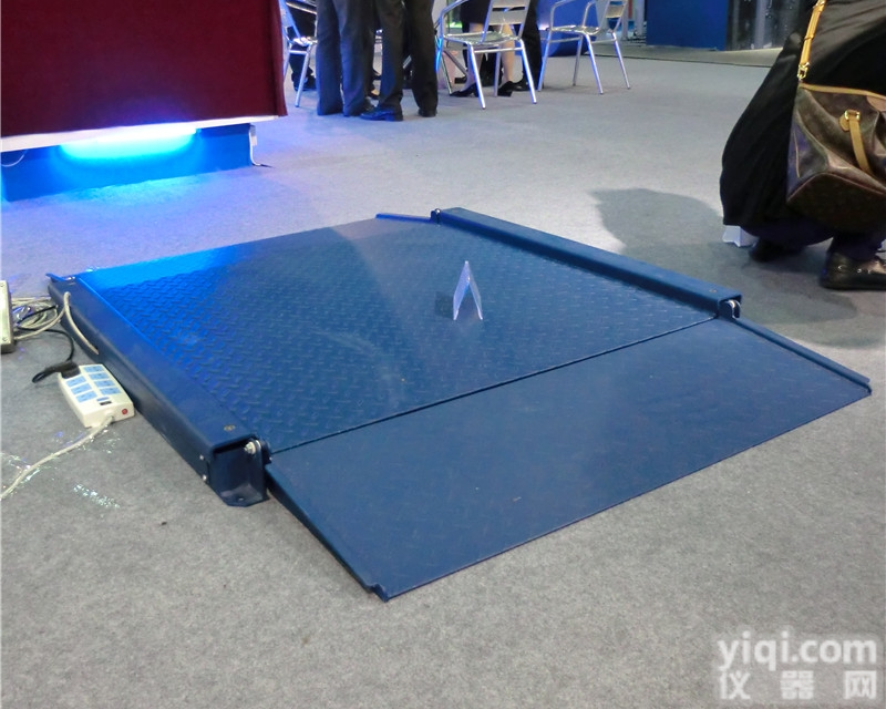 猪称重电子<em>地磅</em>-带<em>围栏</em>式<em>动物</em>称重小<em>地磅</em>