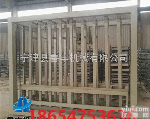 LF  德州鲁丰 FS<em>复合保温板</em>生产线耐水性优越