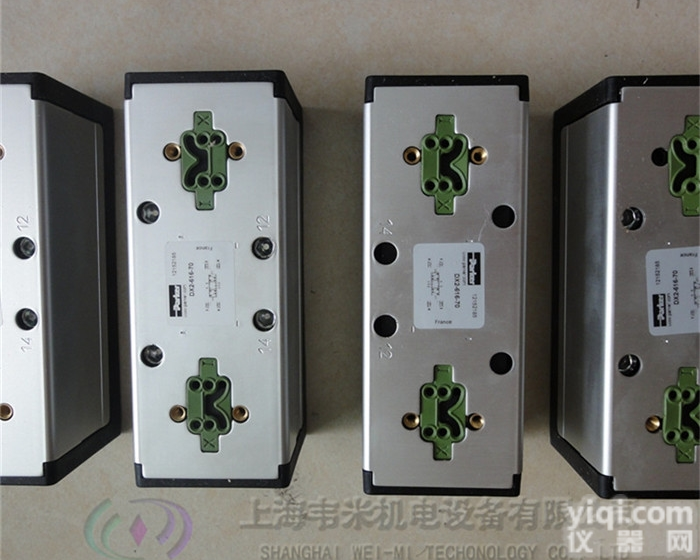 美国<em>派克</em>parker二位<em>三通</em>电磁阀DX3-621-70