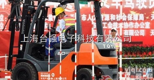 ycs  柴油机<em>叉车</em>装秤|3吨合力<em>叉车</em>可以装<em>称重仪</em>么