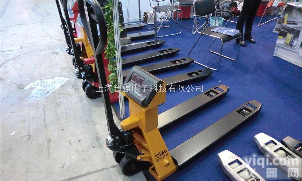 YCS-TQ  宝山手动<em>液压</em>叉车秤<em>维修</em><em>厂家</em>