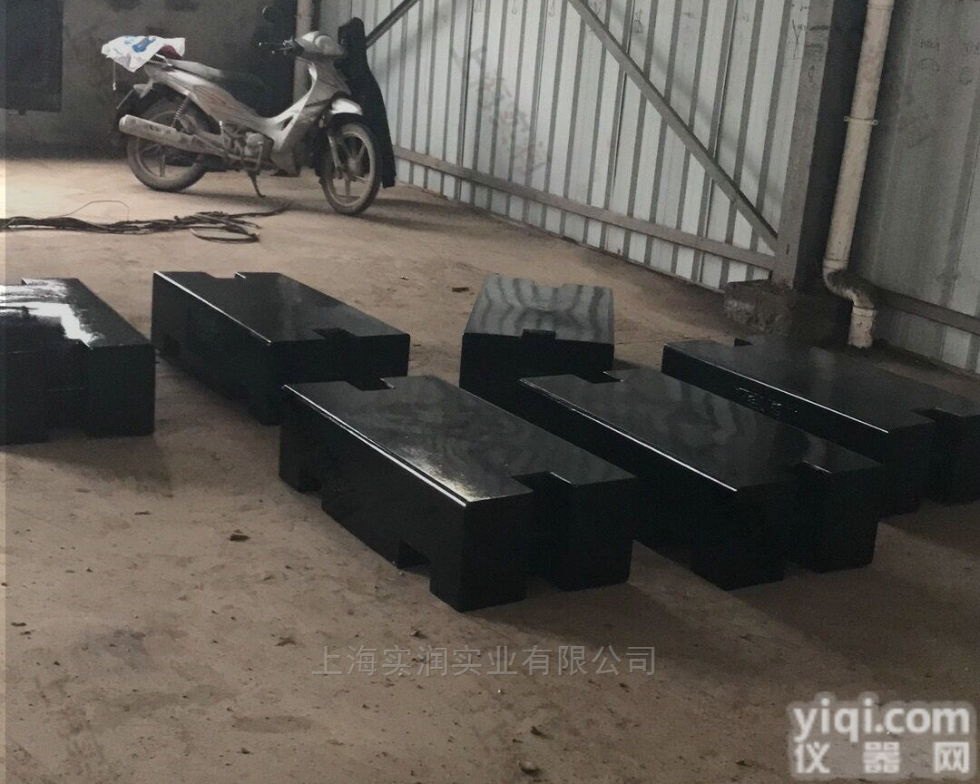 SR  <em>广西</em>1T<em>砝码</em>,南宁1吨<em>铸铁</em>标准<em>砝码</em>（尺寸材质）