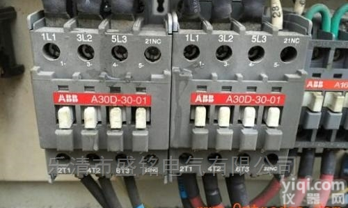 <em>A40-30-10  ABB交流接触器A40-30-10</em>（01） AC110V