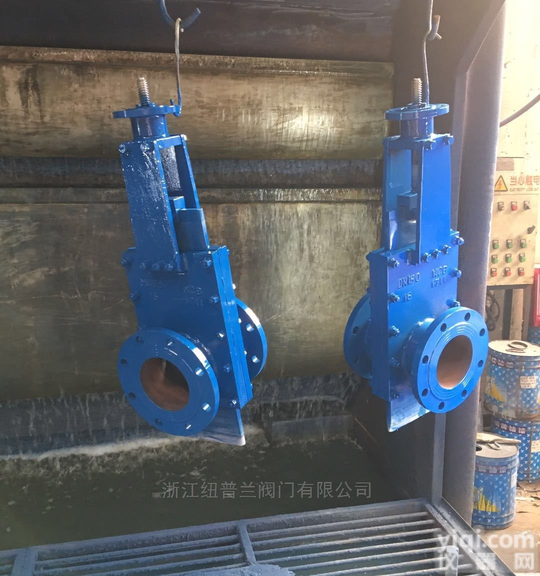 ZSK943H-16C  电动<em>耐磨</em><em>矿浆</em>阀三片穿透式法兰<em>矿浆</em><em>闸阀</em>