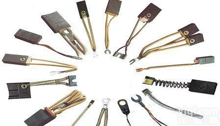 G803  代理<em>碳刷</em>G803规格25*32*65<em>直流电机</em> 电刷