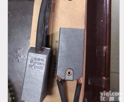 D172  专业生产摩根碳刷D172<em>规格</em>12.5*12.5*35电刷