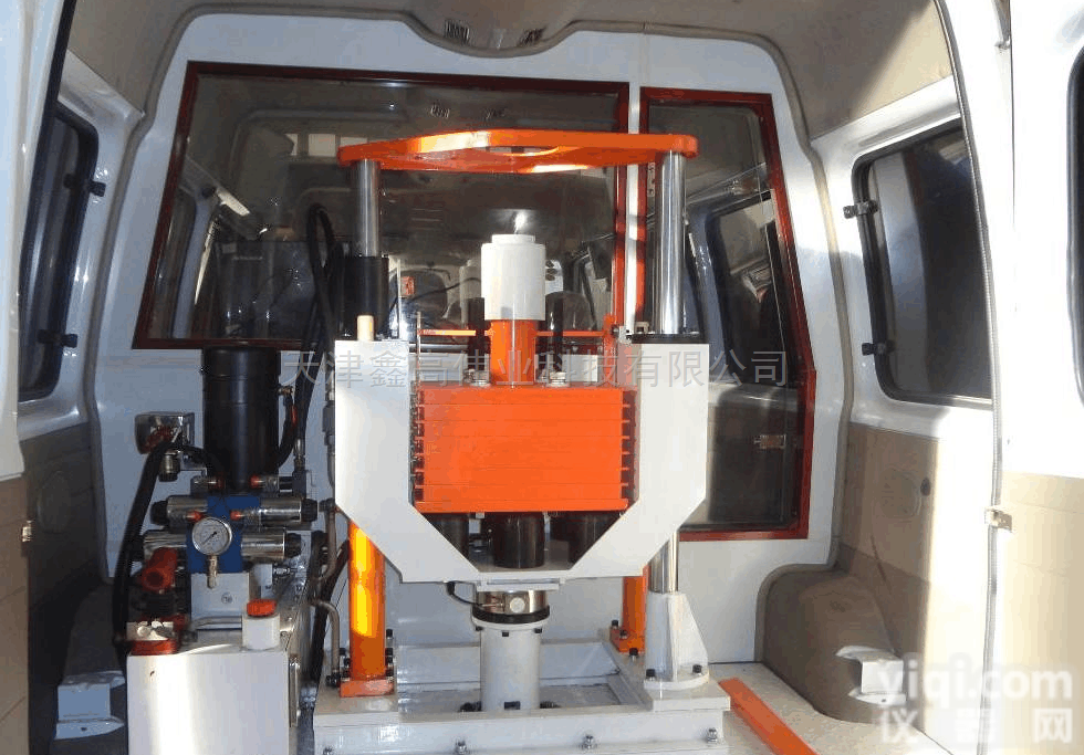 LH-<em>FWD</em>  车载落<em>锤式</em>弯沉仪