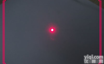 电激励<em>日成</em>红<em>光点</em><em>激光器</em>