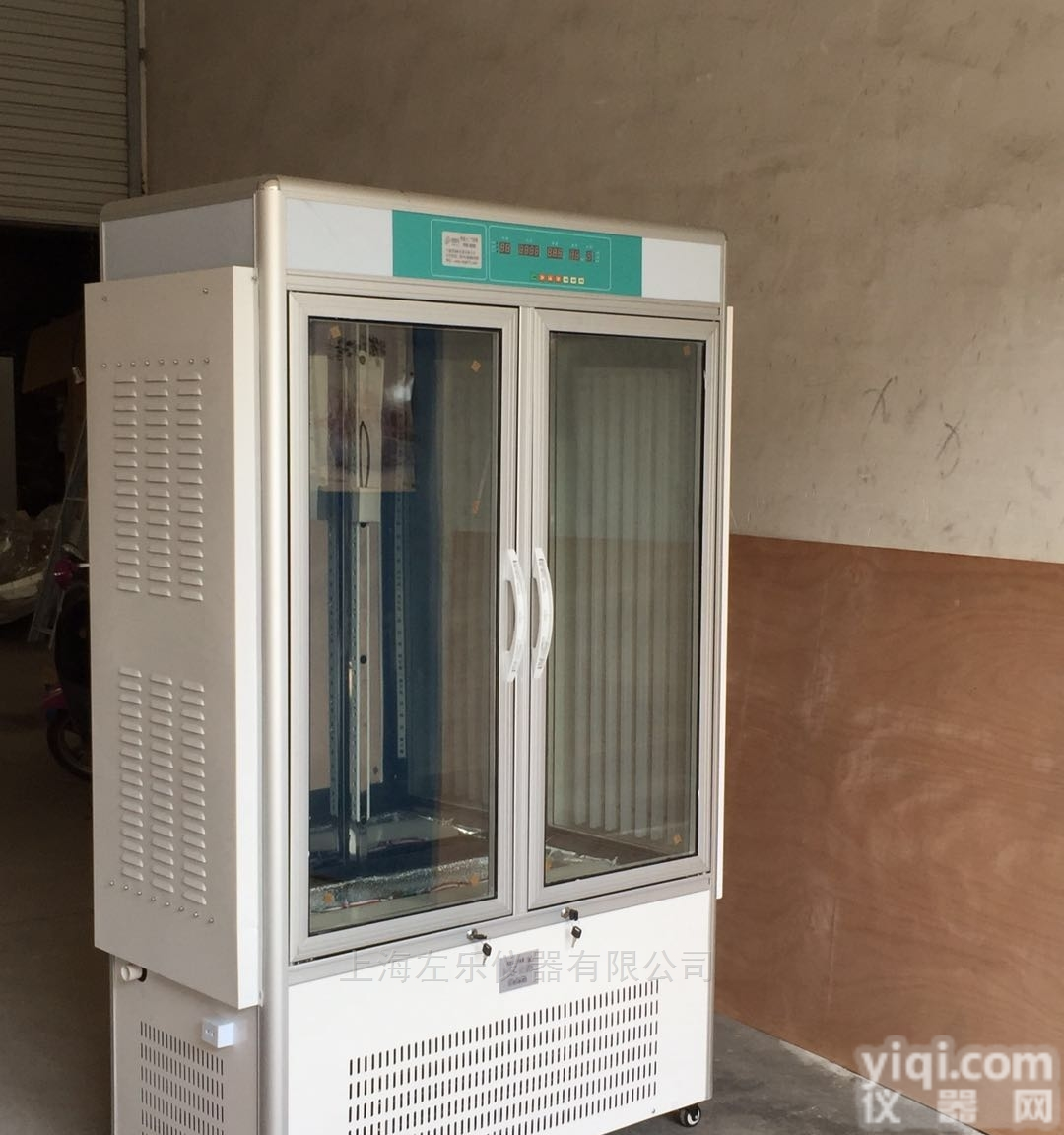 ZHW-600S  <em>玻璃门</em><em>恒温恒湿</em>箱