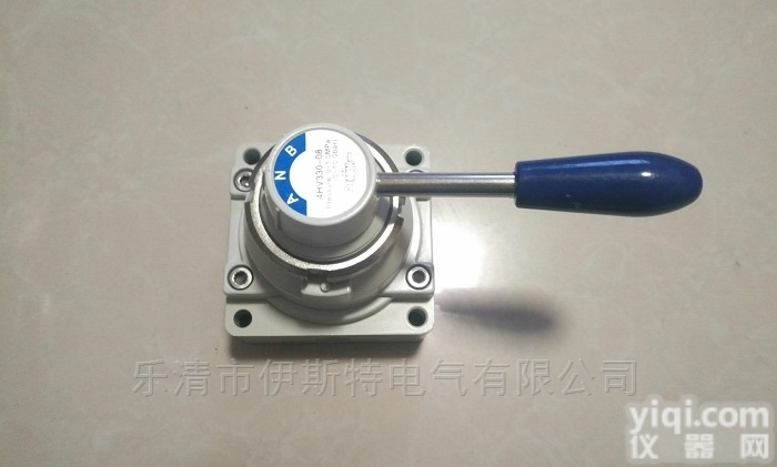 4HV430-15-S  4HV430-15-S带螺母三位<em>四通</em>手<em>转阀</em>
