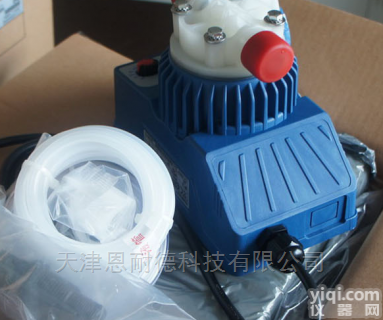 AKS800NHP0800  <em>高精度</em>中等流量<em>手动</em>耐腐蚀SEKO电磁隔膜泵