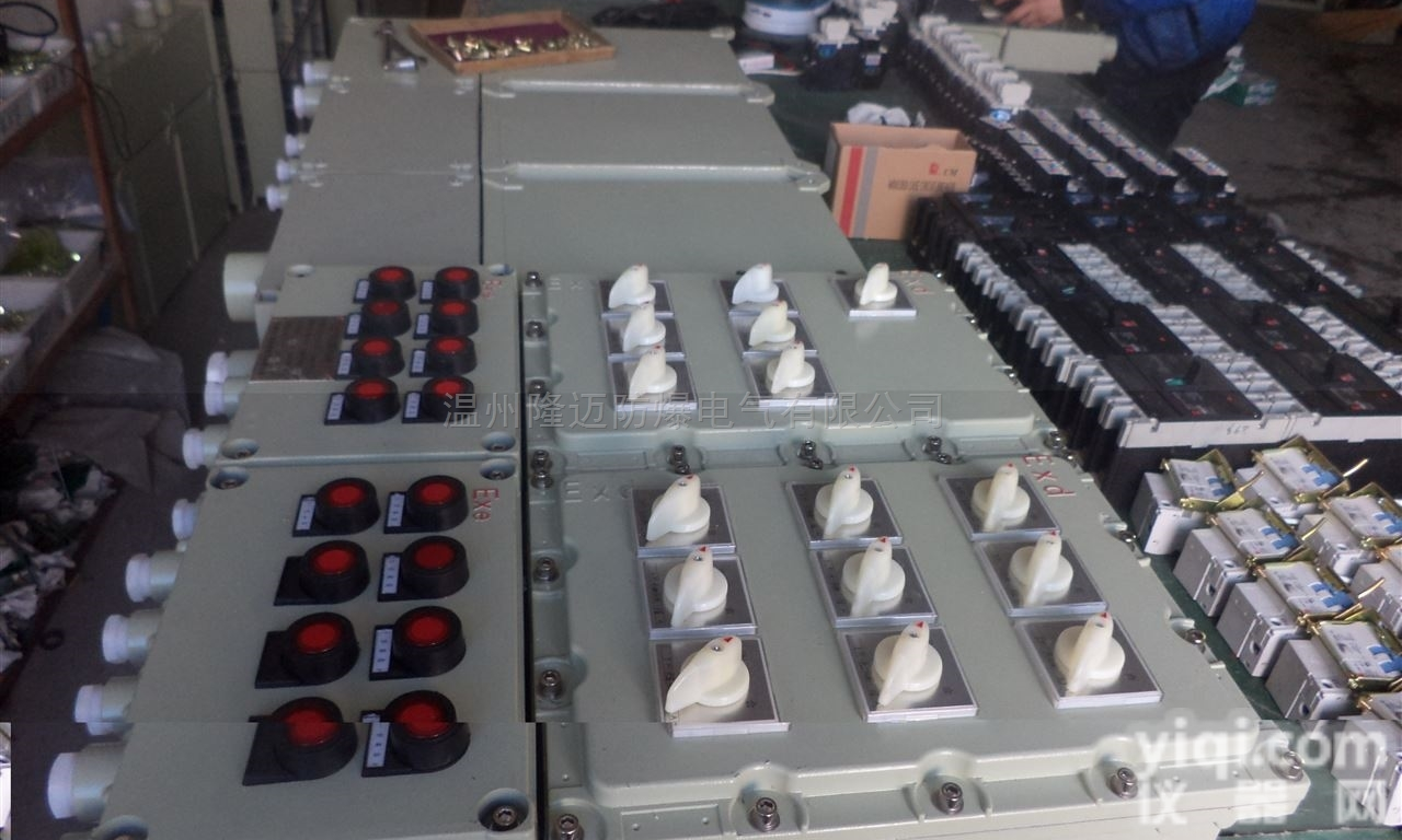 BXMD  电伴热<em>温控</em><em>防爆</em>配电箱