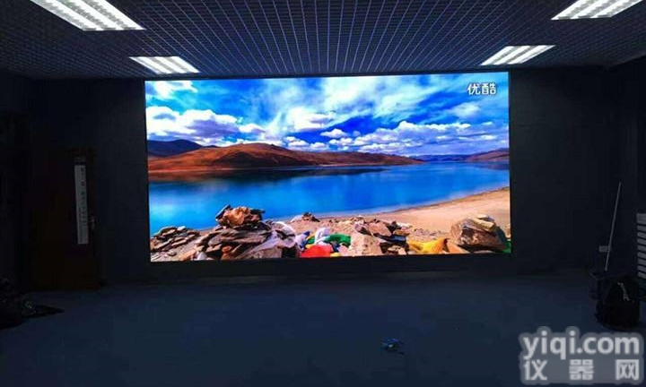 前维护P2全彩led<em>电子屏</em>模块<em>拼接</em>安装价格