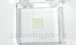 10*10mm  巨纳基于蓝宝石<em>基底</em>的三角形单层<em>二硫化钼</em>