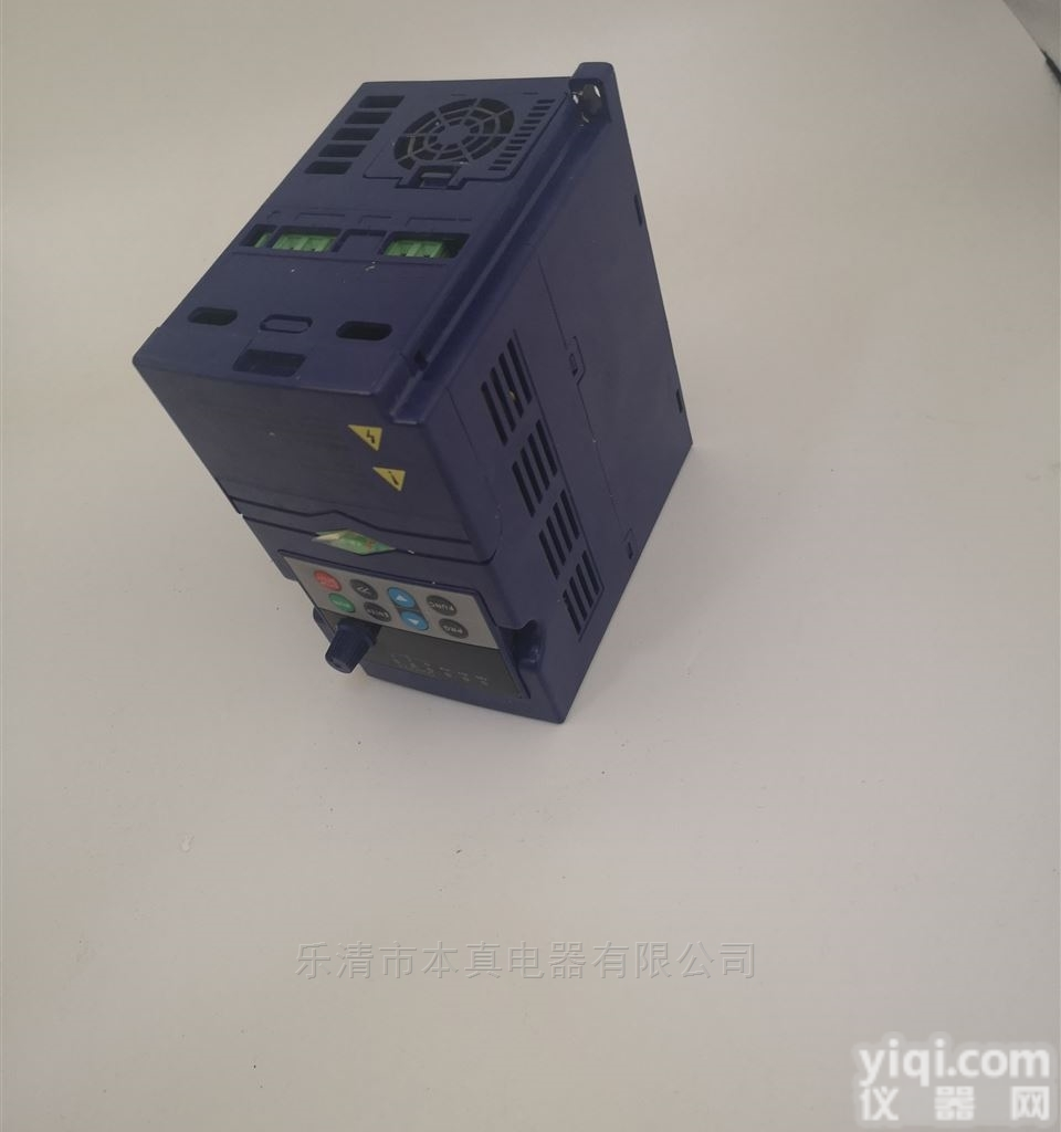 <em>三相</em>380v<em>变频器</em>0.75kw