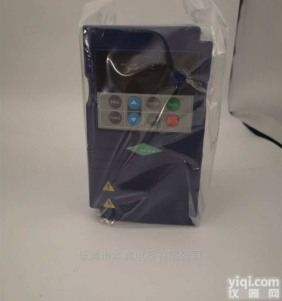 <em>通用型</em>三相0.75kw<em>变频器</em>