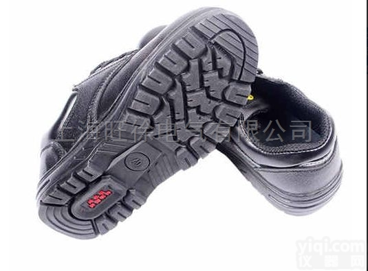 水<em>牛皮</em>防滑绝缘<em>安全鞋</em>