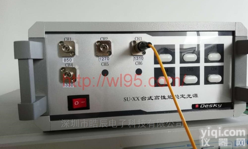 <em>德天</em> 四通道<em>波长</em> 台式光源
