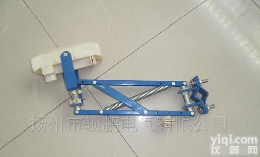 <em>滑线</em>集<em>电器</em>及<em>配件</em>