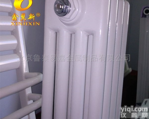 多种  工程家用钢<em>四柱</em>鑫冀新<em>暖气片</em>生产厂家