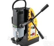 携<em>带式</em><em>电动</em><em>磁座钻</em>孔机