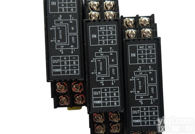 0-5V一<em>进一</em>出0-10V<em>单通道</em>电压电流<em>隔离</em>