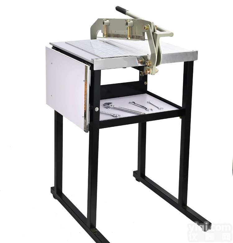 布料<em>裁切机</em>|<em>手压</em>式裁布机